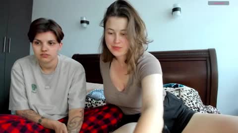 Twiix online show from February 16, 11:26 pm