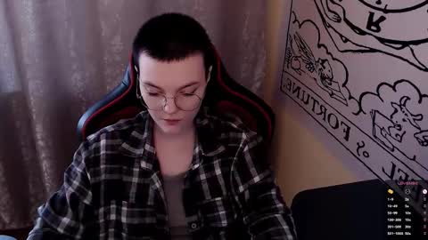 krisneal online show from February 21, 10:38 am