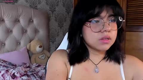 Kriss online show from March 1, 12:45 pm