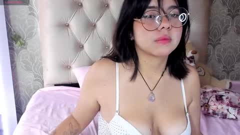 Kriss online show from March 10, 1:00 pm