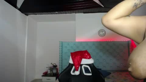 kriss_sweetboobs online show from December 31, 12:04 pm