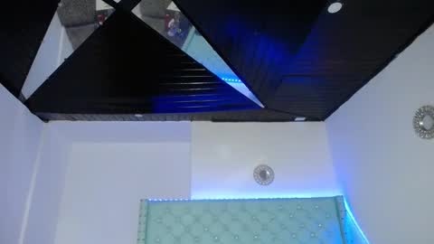 kriss_sweetboobs online show from January 18, 12:04 pm