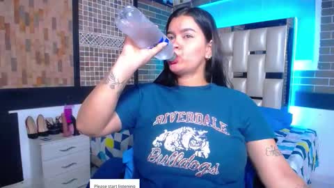 Snapshot of kriss_sweetboobs chatting on October 25, 1:08 pm kriss_sweetboobs online show from October 25, 1:08 pm