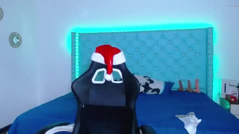 kriss_sweetboobs online show from December 13, 12:39 pm
