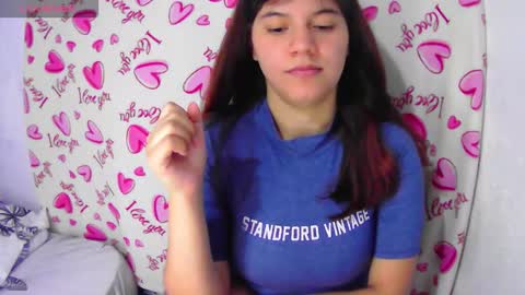 krissone online show from September 19, 11:59 pm