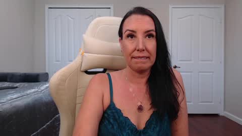 Krissy online show from February 2, 4:32 pm