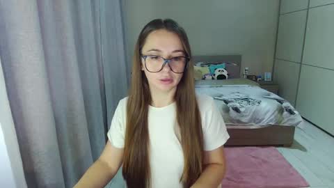 twitter    Annemarye 23 online show from October 26, 7:59 am