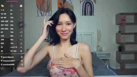 Snapshot of kristanalosa chatting on September 18, 7:45 pm Emma online show from September 18, 7:45 pm