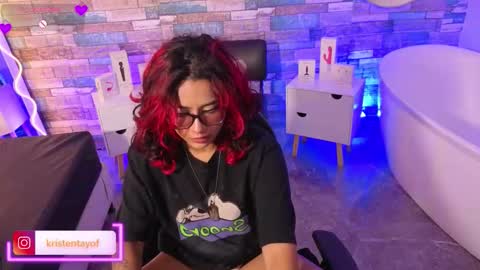 kristen_tay online show from January 10, 3:22 am