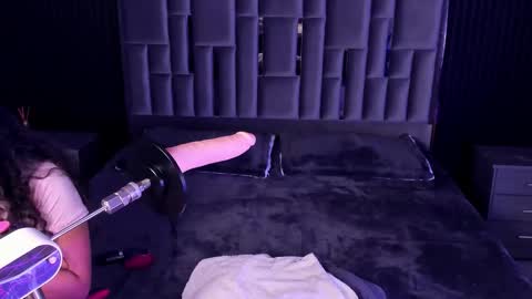 Kristen Bread online show from October 3, 8:58 pm