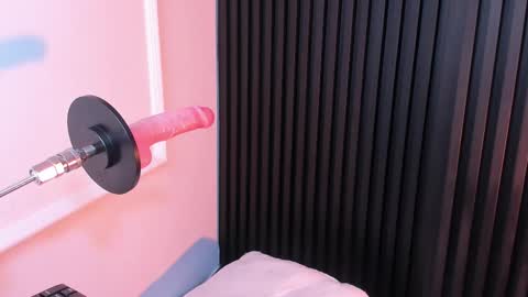 Kristen Bread online show from September 17, 7:56 pm