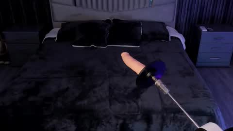 Kristen Bread online show from September 30, 8:46 pm