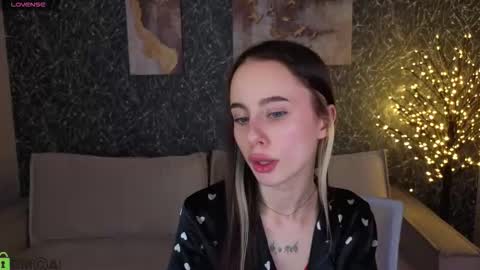 Kristi online show from February 16, 7:52 am