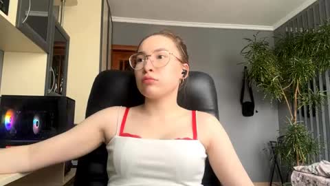 Mila online show from April 23, 11:17 am