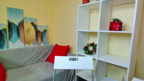 Christina online show from December 27, 1:50 pm