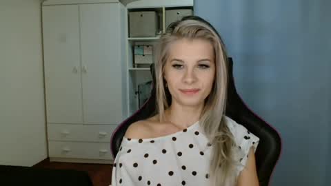 KristineAmore online show from March 27, 8:26 am