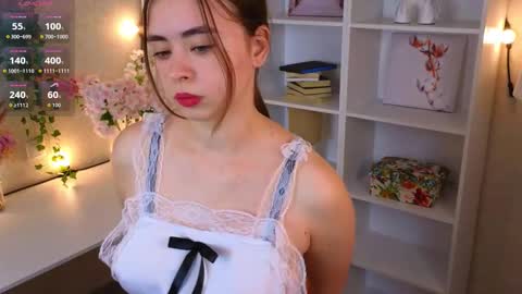 Snapshot of kristinemckerley chatting on October 2, 1:54 am Sofia online show from October 2, 1:54 am