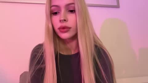 Kristy online show from September 26, 8:50 pm