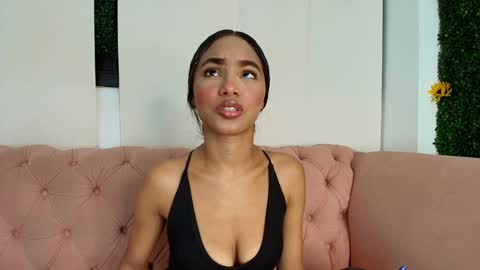 Cristina online show from February 3, 7:42 pm