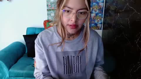 Snapshot of kronikafuckass chatting on December 31, 12:36 pm kronikafuckass online show from December 31, 12:36 pm