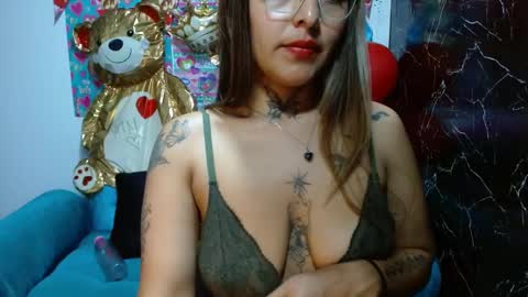 Snapshot of kronikafuckass chatting on February 20, 10:48 pm kronikafuckass online show from February 20, 10:48 pm