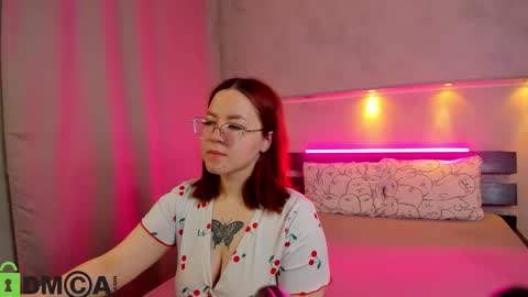 Snapshot of krysadapp chatting on September 23, 12:20 am Krys online show from September 23, 12:20 am