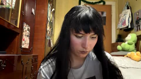 Mira online show from April 6, 8:43 pm