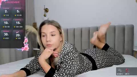 Lady online show from September 21, 9:13 pm