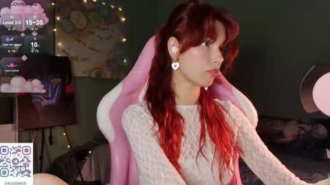 kudemeows online show from December 3, 5:04 pm