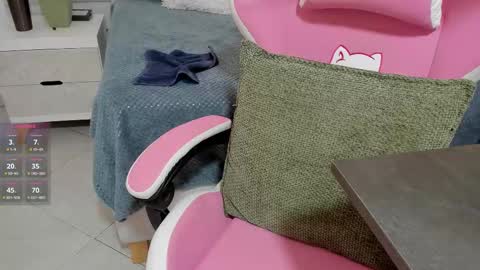 SARA online show from October 12, 1:46 pm