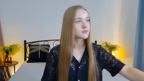 Snapshot of kumikruz chatting on September 9, 1:33 pm Kumi online show from September 9, 1:33 pm