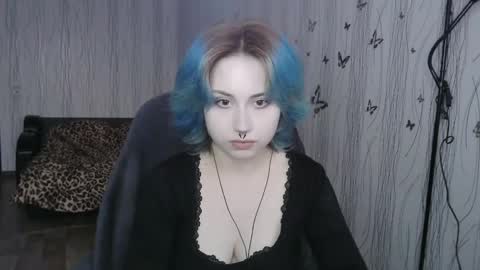 Alice online show from March 12, 2:42 pm