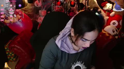 Snapshot of kureiji_fetish chatting on October 22, 10:59 pm Fetiche Woman online show from October 22, 10:59 pm