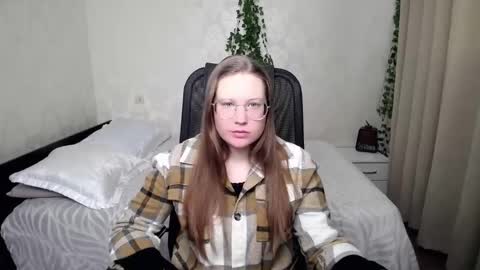 kuri_u online show from January 13, 9:35 am