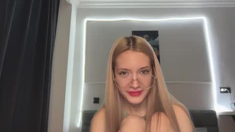 Bella online show from January 18, 5:59 am