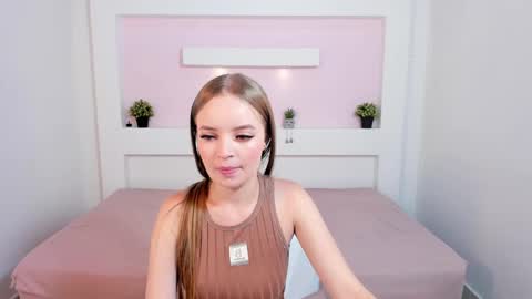 KyleFoxx1 online show from September 25, 8:39 pm