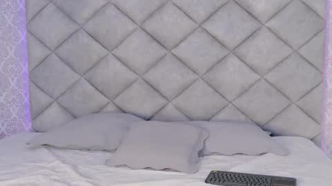 Snapshot of kylerose07 chatting on October 24, 1:18 pm kyle online show from October 24, 1:18 pm