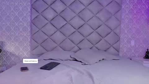 Snapshot of kylerose07 chatting on November 1, 12:20 pm kyle online show from November 1, 12:20 pm