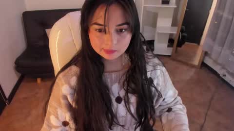 Snapshot of kylie_fire chatting on February 10, 1:11 pm kylie online show from February 10, 1:11 pm