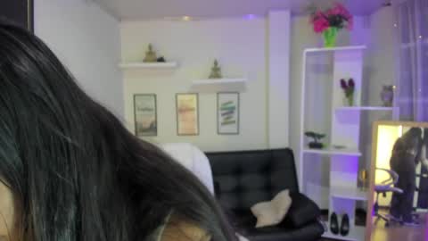 Snapshot of kylie_fire chatting on February 3, 12:57 pm kylie online show from February 3, 12:57 pm