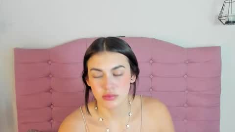 kylie_ls online show from November 18, 1:28 am