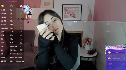 Kylie online show from December 15, 5:34 am