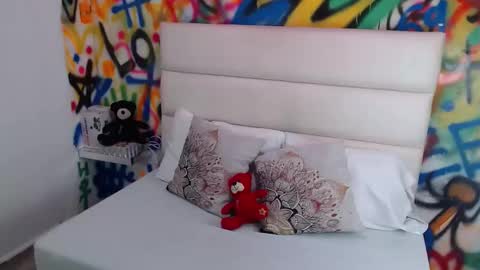 Melissa online show from January 3, 10:41 am