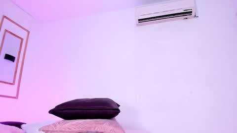 Snapshot of kyliegomez chatting on October 24, 9:22 pm Kylie online show from October 24, 9:22 pm