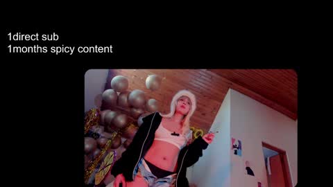 Snapshot of kyliekandy chatting on January 16, 4:39 pm online show from January 16, 4:39 pm