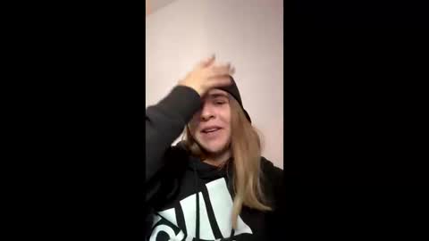 Kylie online show from September 17, 10:02 am
