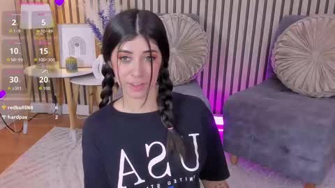 kyliie_joness online show from September 15, 6:37 pm