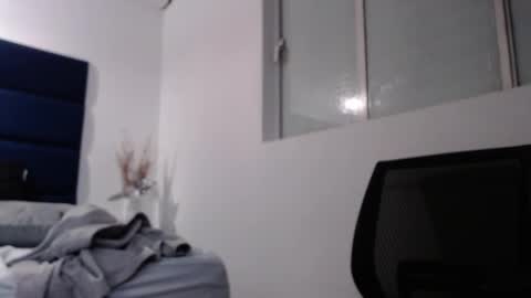 Kylie online show from December 23, 8:55 am