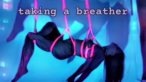 Snapshot of kyloereign chatting on October 1, 7:52 pm Kyloe Reign online show from October 1, 7:52 pm