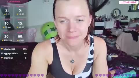 Snapshot of kyloereign chatting on September 9, 8:08 pm Kyloe Reign online show from September 9, 8:08 pm